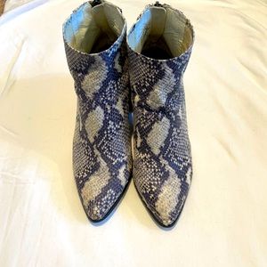 Womens Steve Madden python bootie size 8.